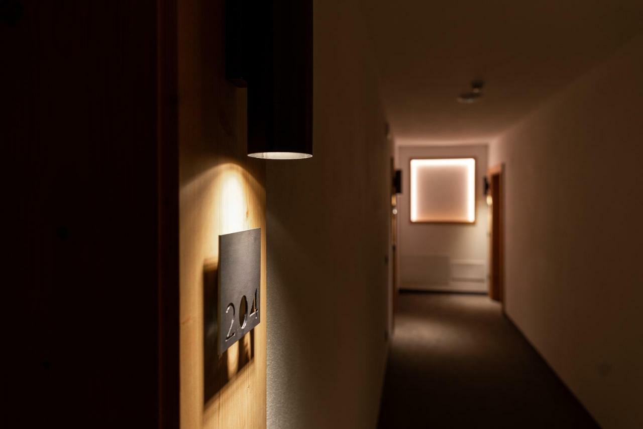 Garni Lilly Hotel San Lorenzo Dorsino Exterior photo